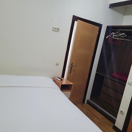 Hostal El Pasaje Puente Genil Exteriör bild
