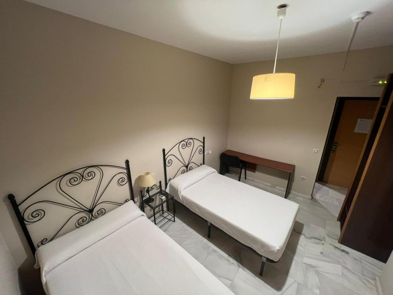 Hostal El Pasaje Puente Genil Exteriör bild