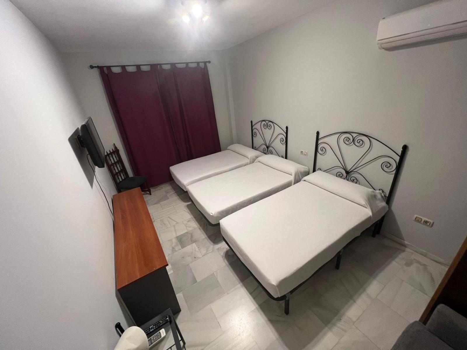 Hostal El Pasaje Puente Genil Exteriör bild